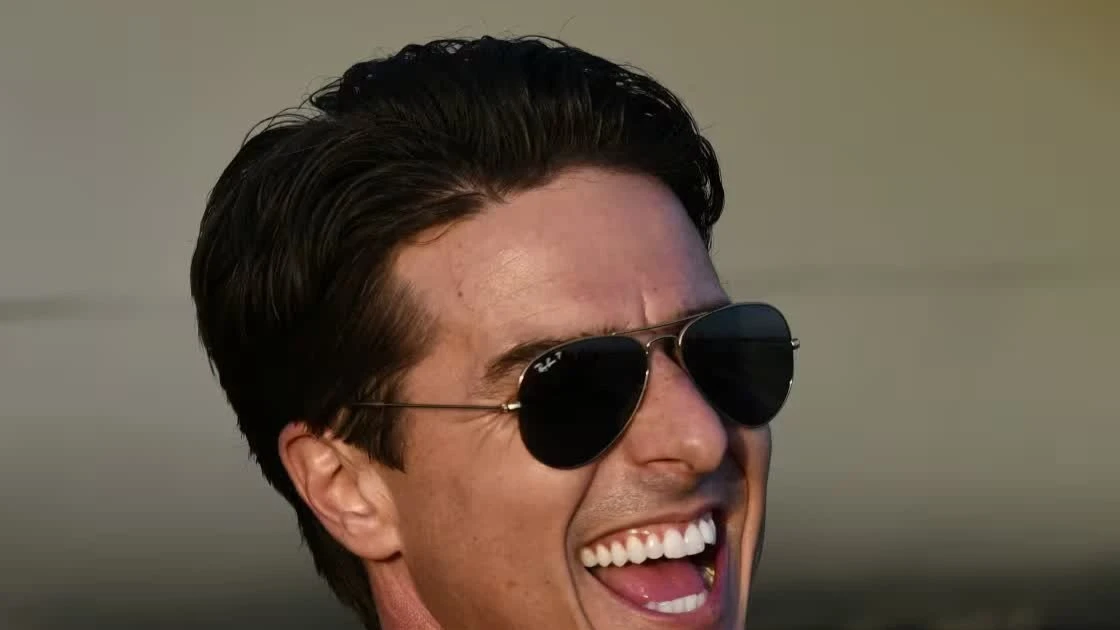 Người đàn ông giống y hệt Tom Cruise