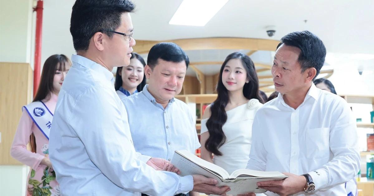 Hoa hậu Việt Nam giúp nữ sinh viết nên câu chuyện đẹp của tuổi trẻ