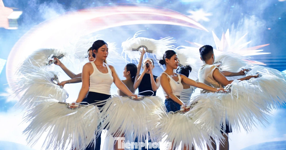 Sẵn sàng cho đêm nhạc 'Đón ánh bình minh' tiếp sức 12.000 vận động viên