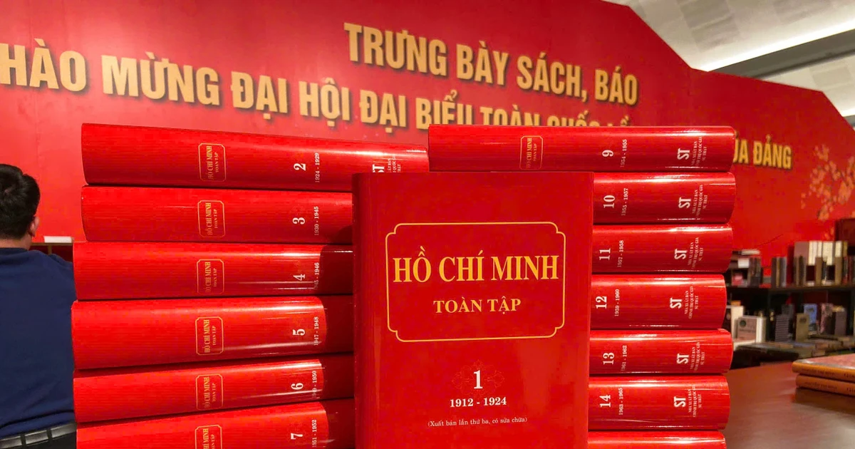 Tái bản ấn phẩm đồ sộ về Chủ tịch Hồ Chí Minh chào mừng Đại hội Đảng
