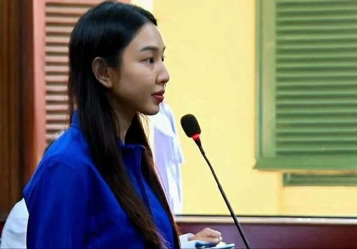 Hoa hậu Thùy Tiên bị tuyên phạt 2 năm tù