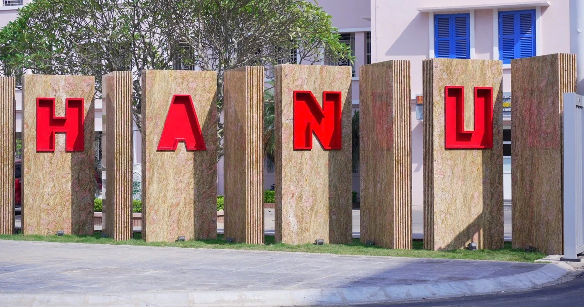 Đoàn Trường ĐH Hà Nội thông tin về việc một số sinh viên tình nguyện chưa được nhận hỗ trợ A80