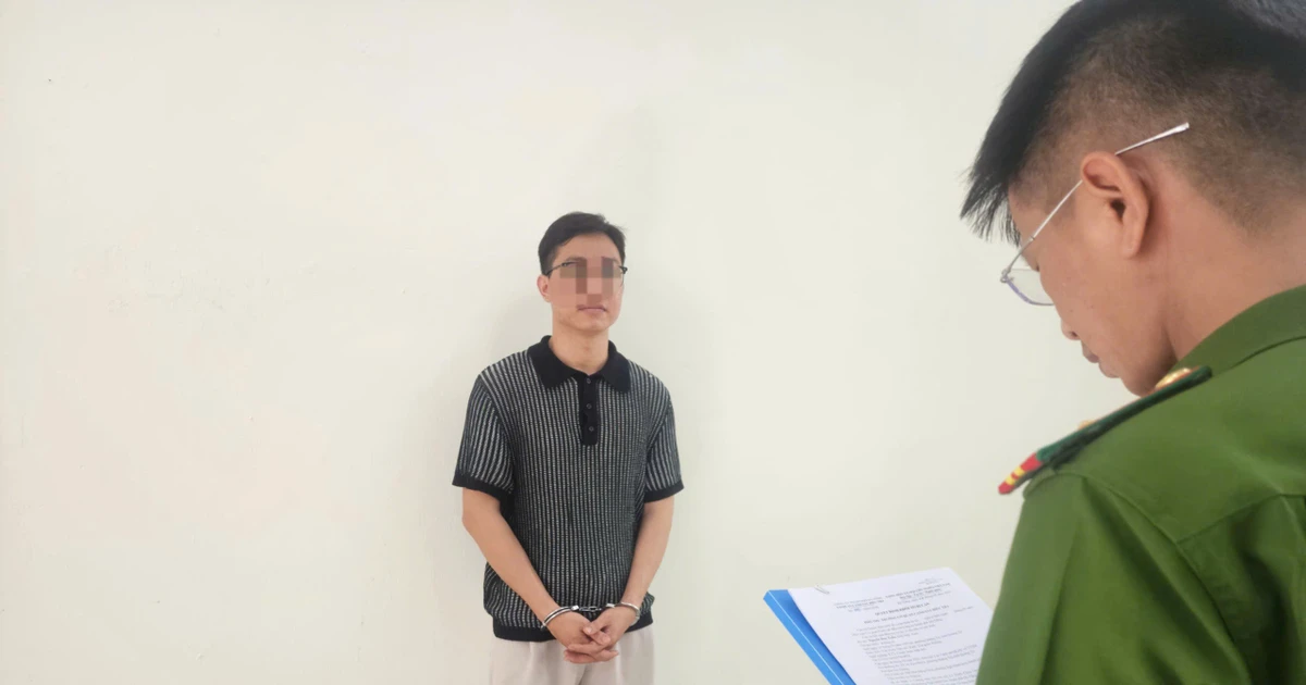 Dùng hình ảnh, video khỏa thân để đe dọa, cưỡng dâm người yêu cũ