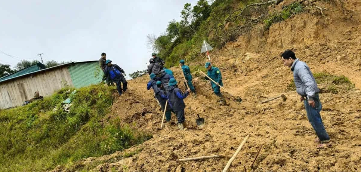 Đà Nẵng nỗ lực thông đường lên cửa khẩu phụ Việt Nam – Lào sau sạt lở