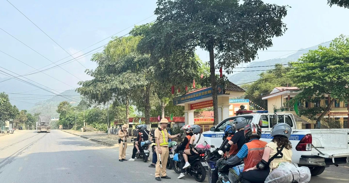 Tuyên Quang siết chặt quản lý tour du lịch xe máy