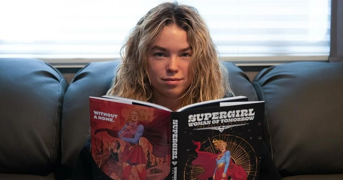 SUPERGIRL x LE SSERAFIM: Cú nổ phòng vé từ nàng siêu nhân không cần hoàn hảo?
