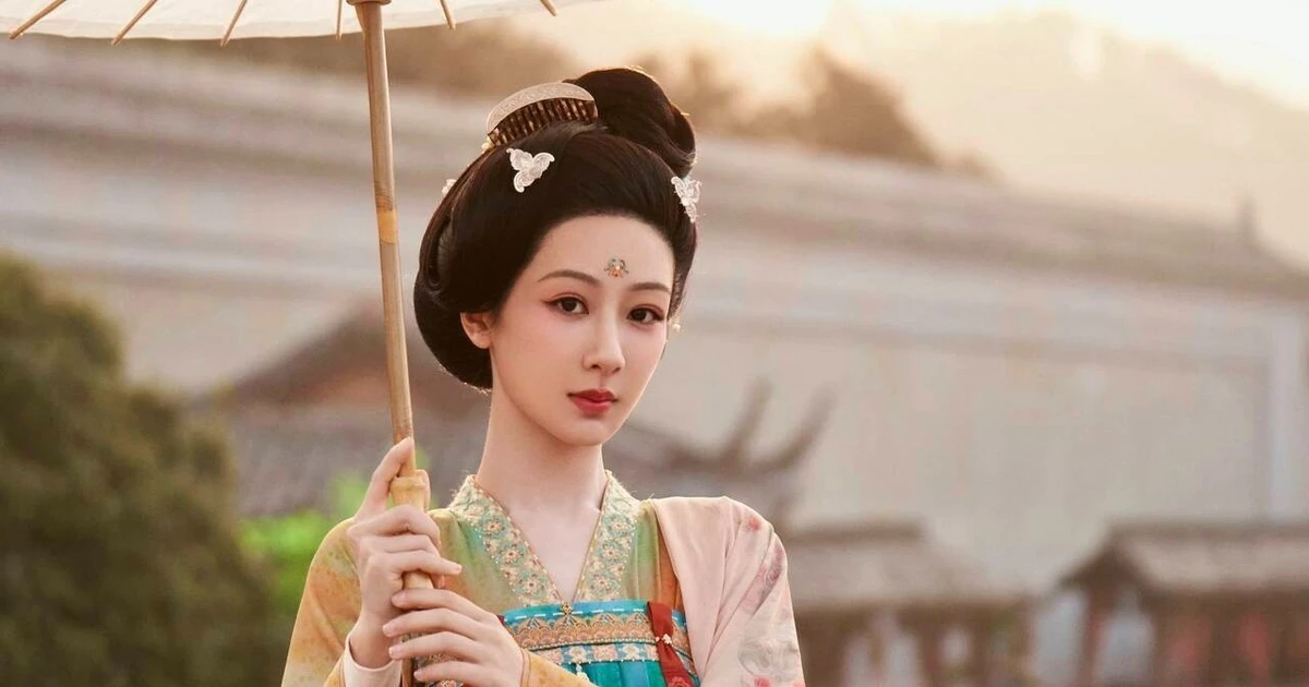 5 phim cổ trang đình đám nhất năm nay: Quốc Sắc Phương Hoa không có đối thủ