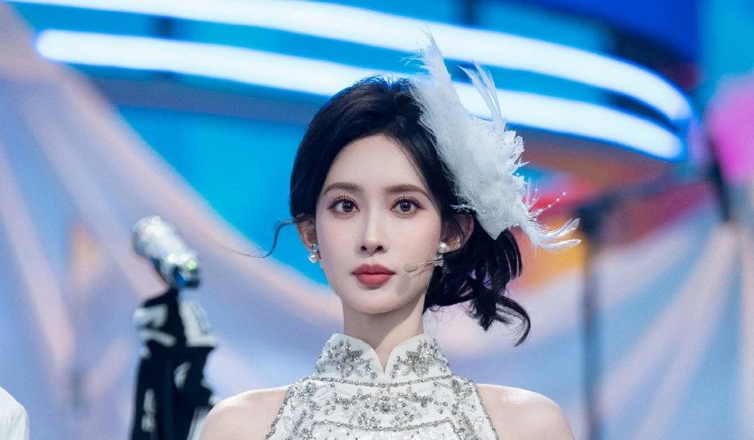 Mỹ nhân phim Hoa ngữ liên tục nhận phim mới nhưng fan lại khuyên làm ít lại