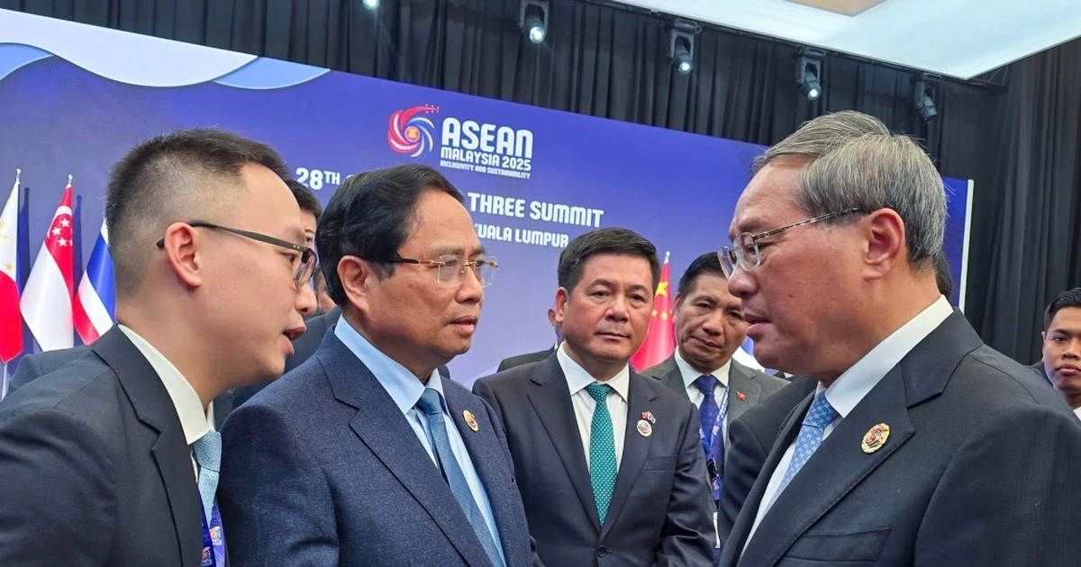 Thủ tướng Việt Nam - Trung Quốc trao đổi nhiều công việc quan trọng