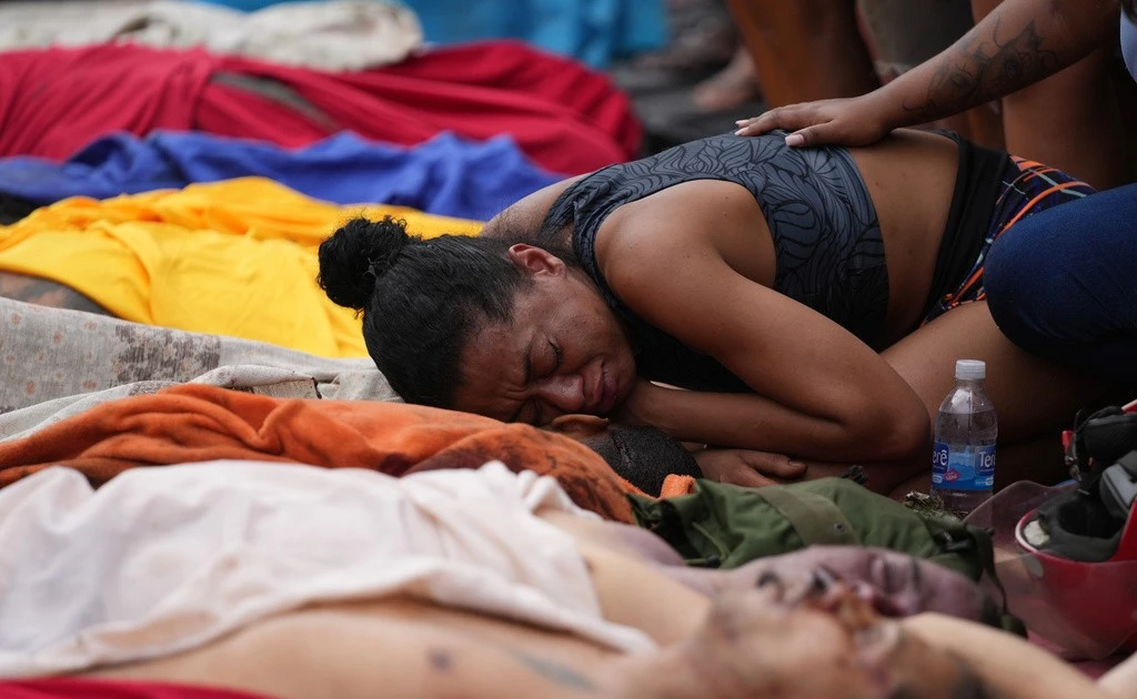 Hàng loạt thi thể xếp hàng trên phố Brazil trong chiến dịch trấn áp ma túy đẫm máu nhất lịch sử