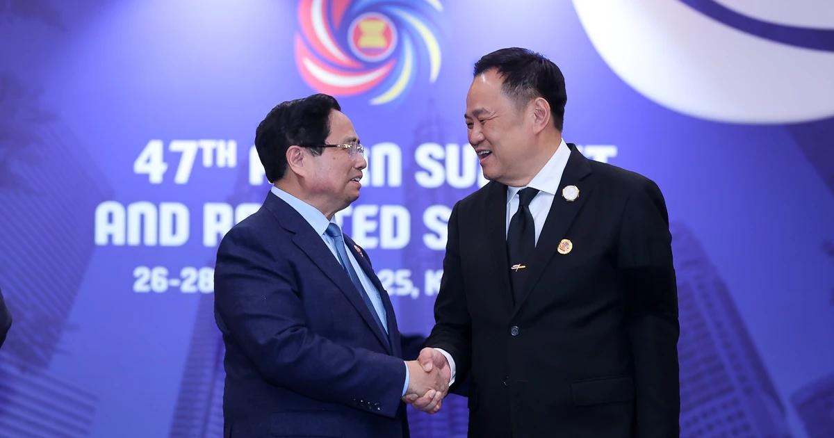 Thủ tướng đề nghị Thái Lan thành lập các liên doanh để kiểm soát giá cả, khai phá thị trường mới