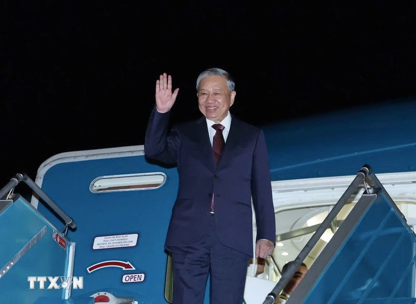 Tổng Bí thư Tô Lâm đến Bình Nhưỡng, bắt đầu thăm cấp Nhà nước tới Triều Tiên