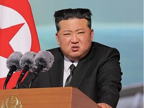 Chủ tịch Triều Tiên thị sát tàu ​​khu trục 5.000 tấn