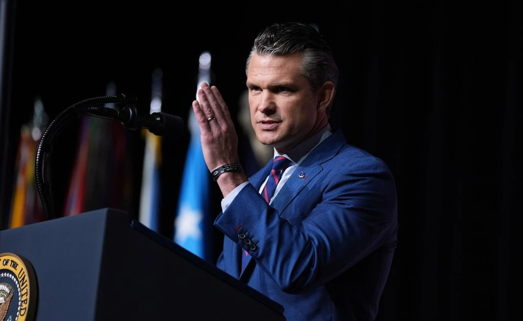 Quan chức cấp cao của Hải quân Mỹ bị cách chức