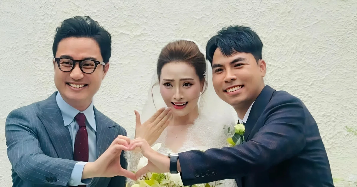 MC Huyền Trang và cầu thủ Đức Huy cưới