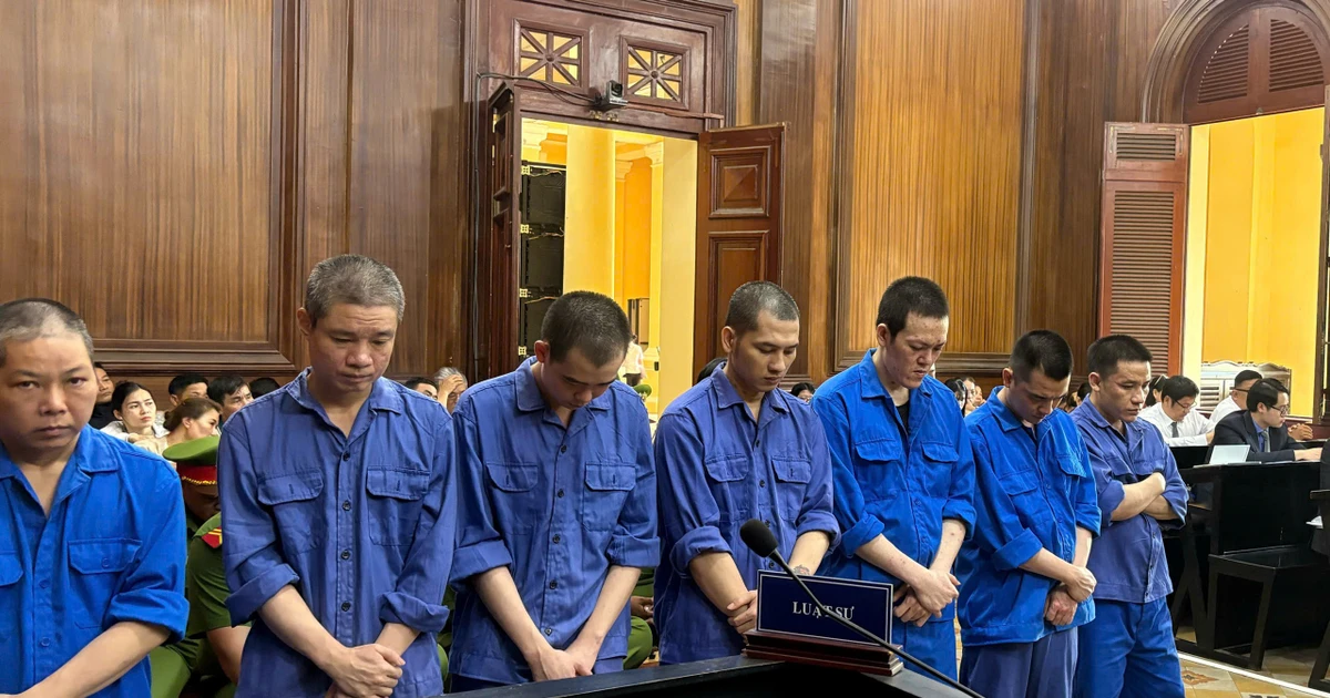 Xét xử cựu cán bộ thuế 'bảo kê' đường dây mua bán hóa đơn khống 6.700 tỷ 