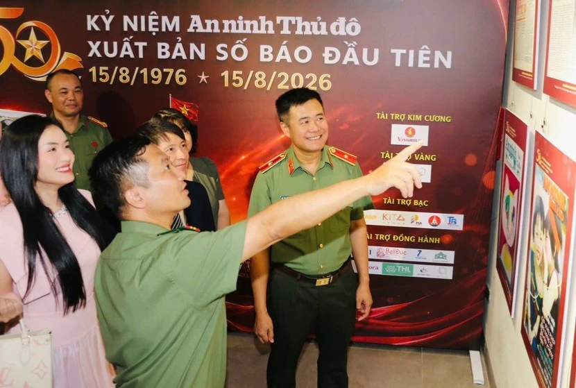 50 năm An ninh Thủ đô: Khai mạc trưng bày 'Dấu ấn một hành trình vì bình yên Thủ đô'