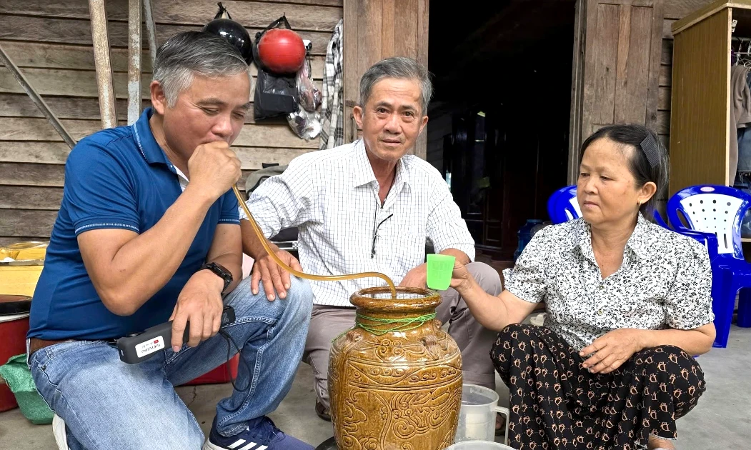 Gặp anh trai sau 51 năm lưu lạc