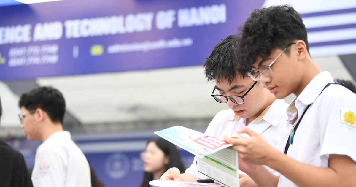 Công bố điểm sàn khối ngành đặc thù: Y khoa, sư phạm giữ vị trí quán quân