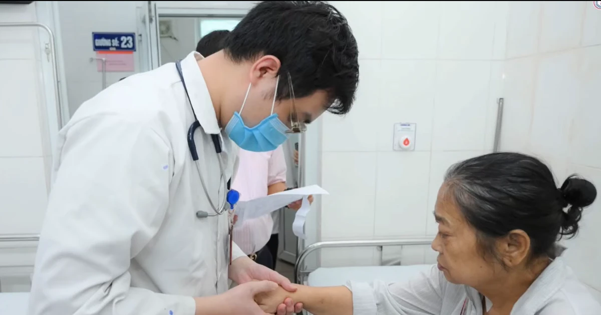 Tuyển sinh đại học 2026: Dự báo điểm chuẩn ngành Y khoa tăng