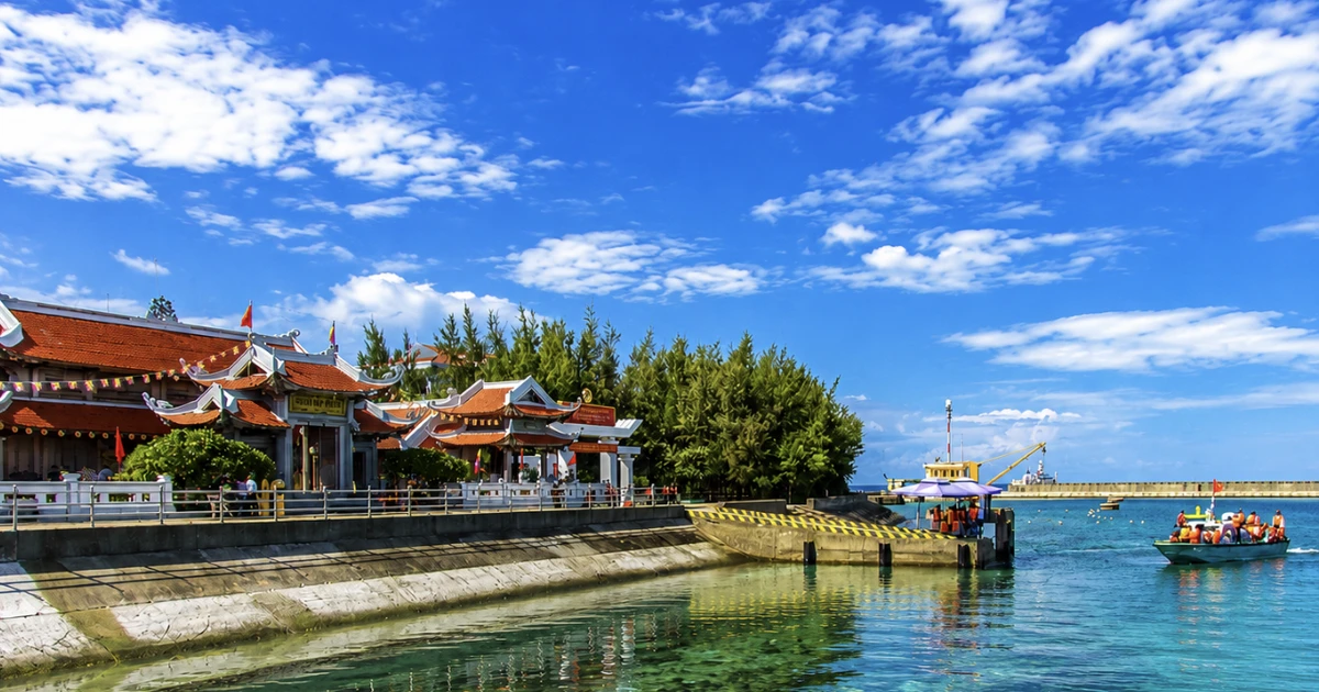 Tiếng chuông chùa ở Trường Sa: Những nốt trầm bình yên