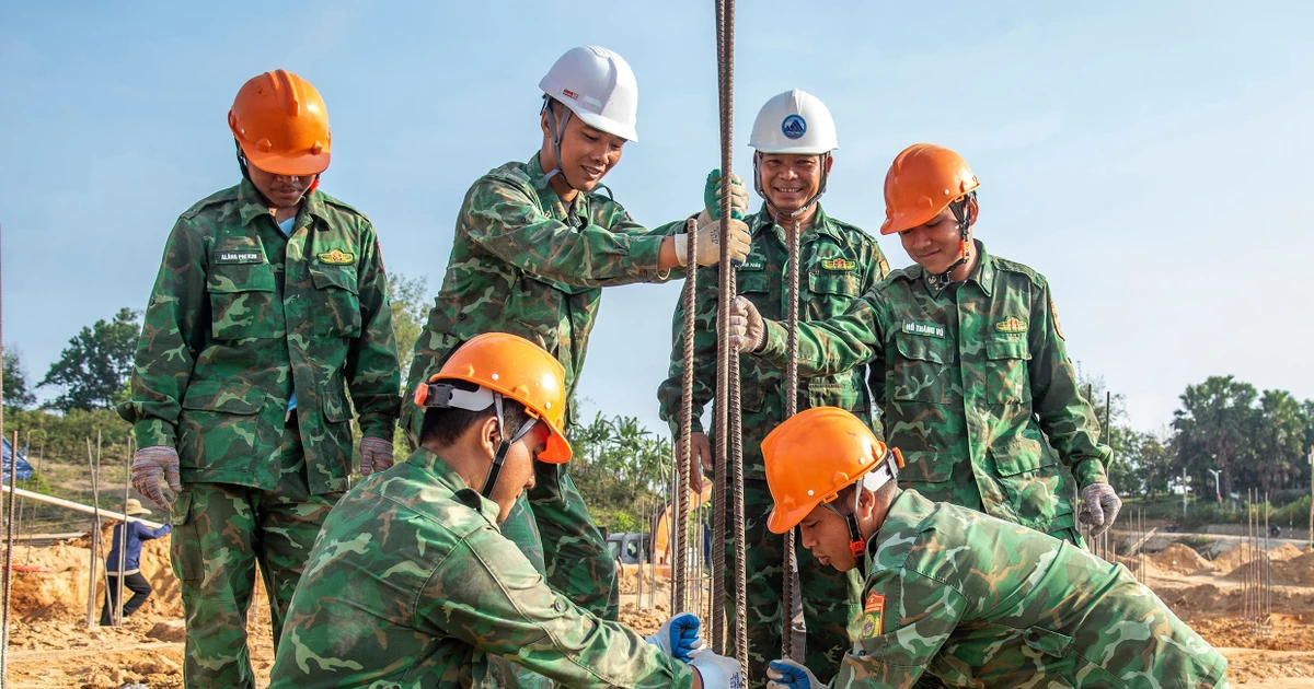 Ký ức ‘‘củ mì” trên công trình xây trường liên cấp