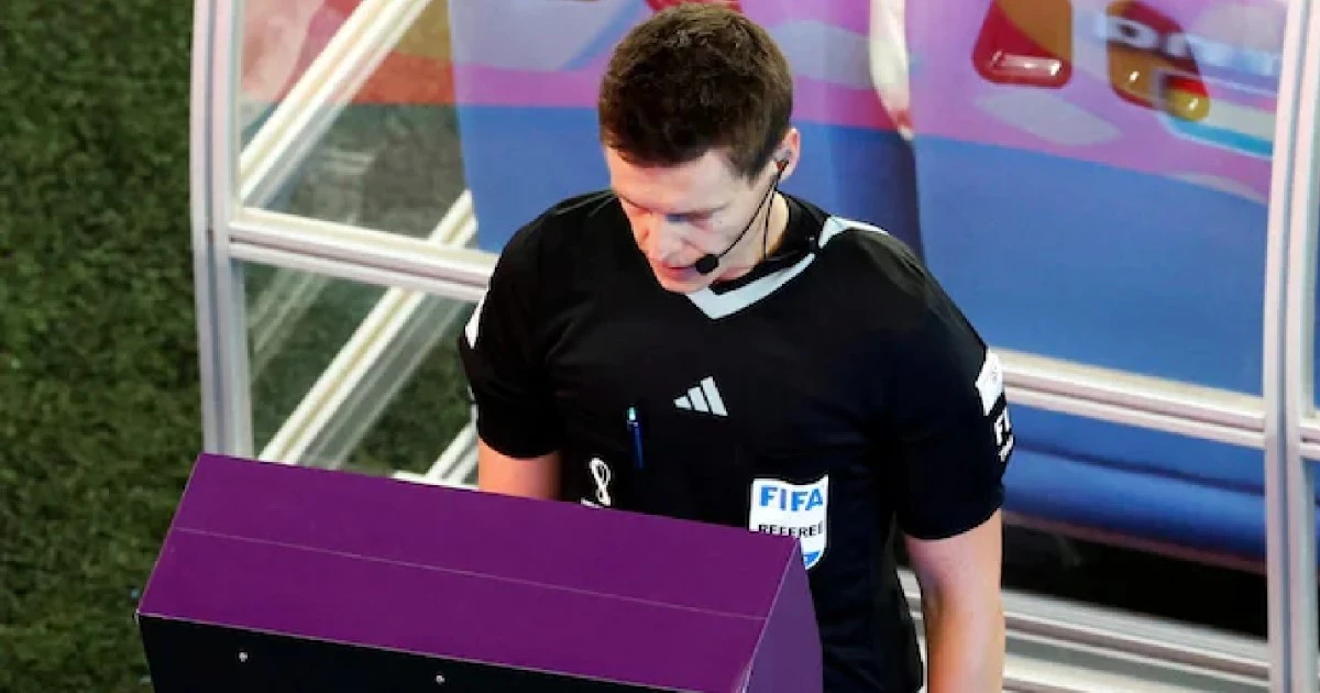 VAR thay đổi thế nào từ trận tứ kết Pháp vs Morocco?