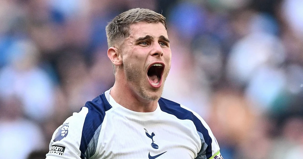 Cựu sao Bayern ghi bàn, Tottenham trụ hạng vòng cuối