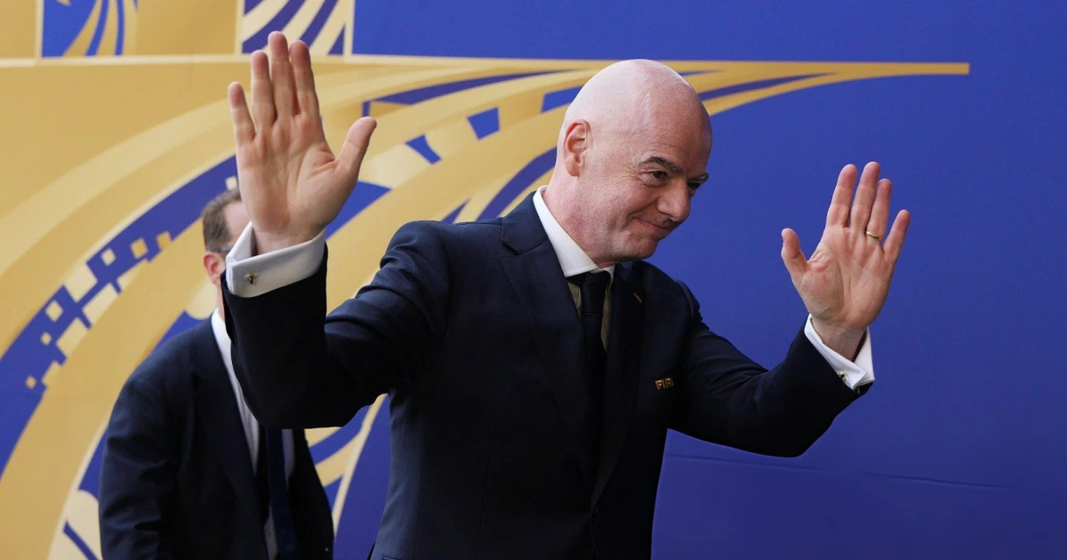Giữa bão tố, chủ tịch FIFA nhận được sự ủng hộ của 2 Liên đoàn bóng đá ở Đông Nam Á