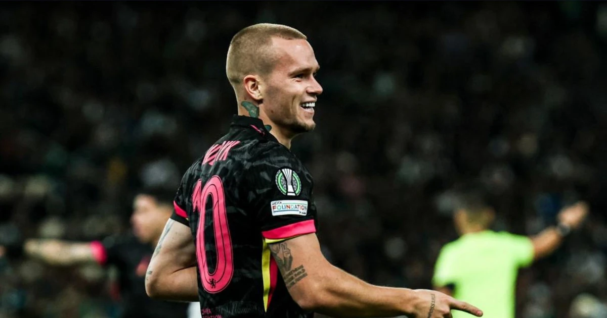 Bản hợp đồng 100 triệu euro của Chelsea bị treo giò 4 năm