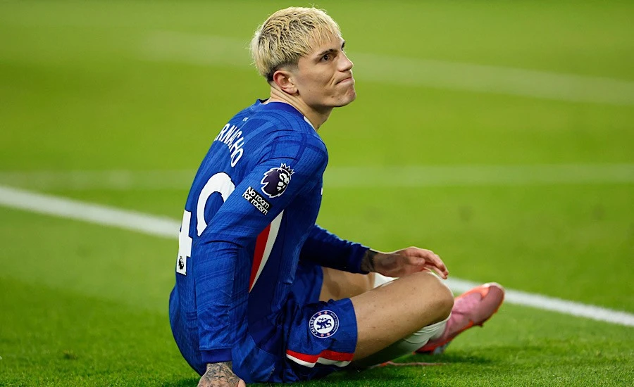 Thua MU trên sân nhà, HLV Chelsea than trách học trò bản lĩnh kém