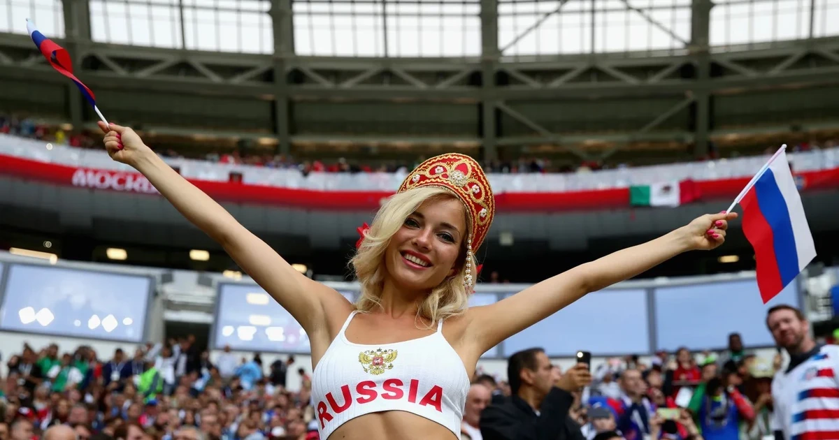 Số phận của 'Nữ CĐV nóng bỏng nhất World Cup 2018': Nổi tiếng chớp nhoáng rồi biến mất bí ẩn