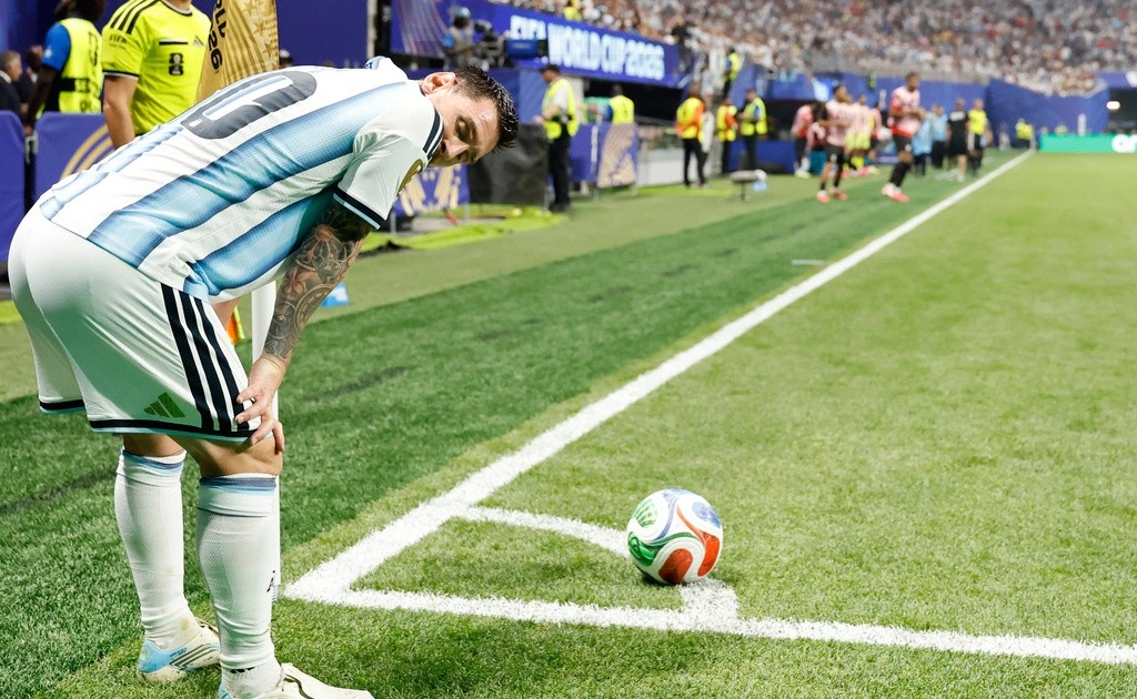 Chiêu phạt góc của Arsenal bị bóp nghẹt tại World Cup, Ngoại hạng Anh có nên học theo?