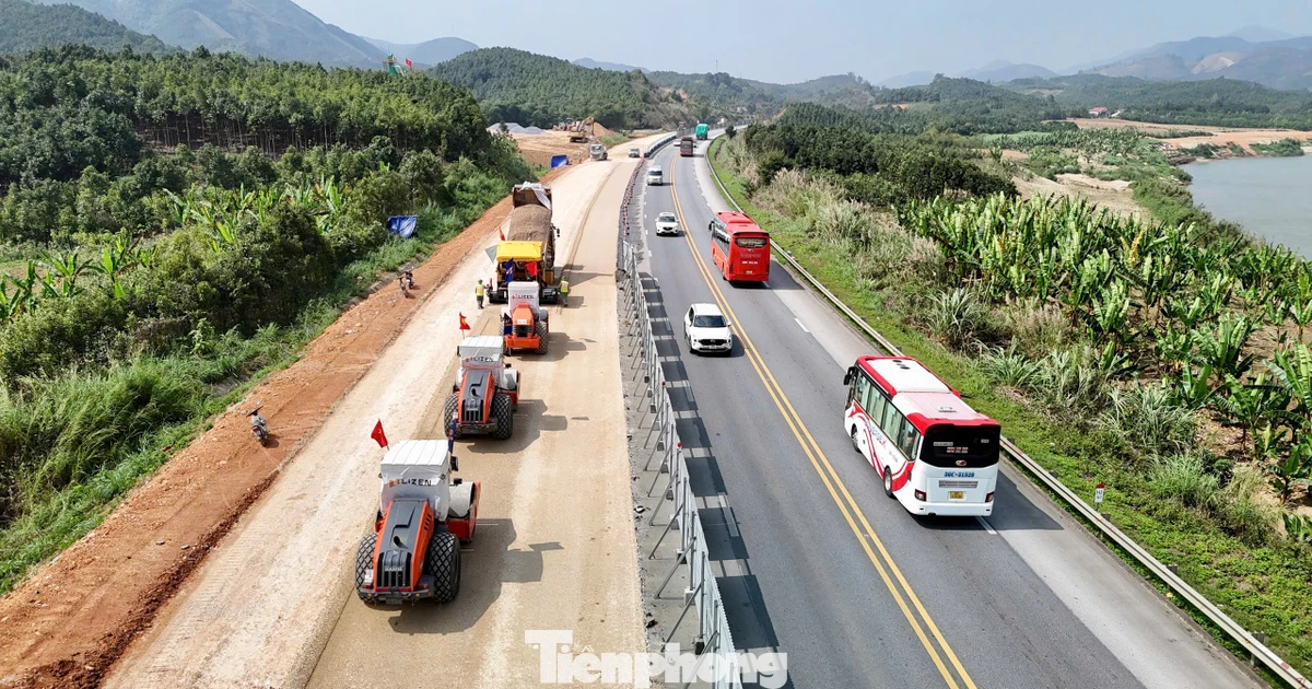 Toàn cảnh công trường mở rộng cao tốc Nội Bài – Lào Cai sau kỳ nghỉ Tết