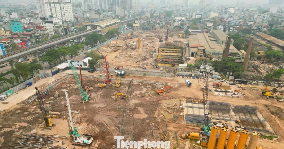 Cận cảnh đại công trường trên khu 'đất vàng' Cao - Xà - Lá