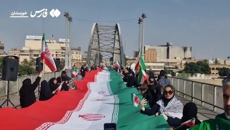 Iran Triển Khai 'Hàng Rào Sống' Chống Tấn Công Của Mỹ - phong cách sống news from Báo Tiền Phong