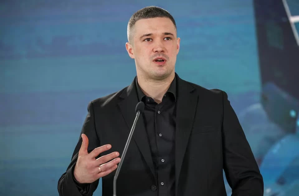 Khăng khăng đòi ghế cũ, cựu Bộ trưởng Quốc phòng Ukraine đẩy Tổng thống Zelensky vào thế khó