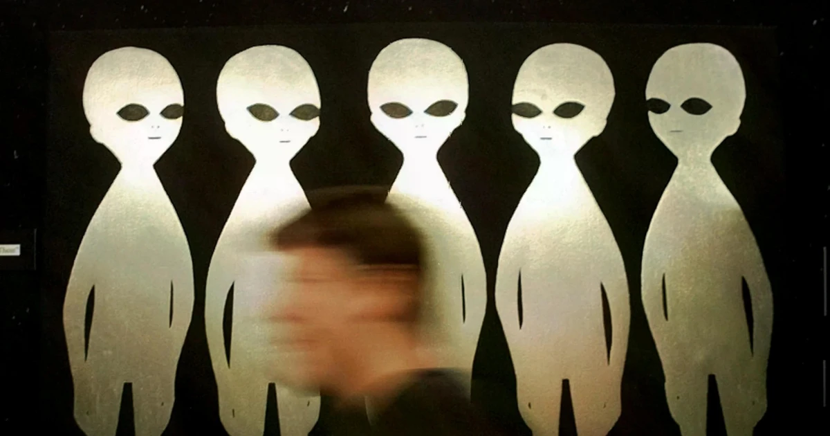 Nhà Trắng chọn học giả Harvard dẫn đầu nhóm điều tra UFO và bí ẩn người ngoài hành tinh