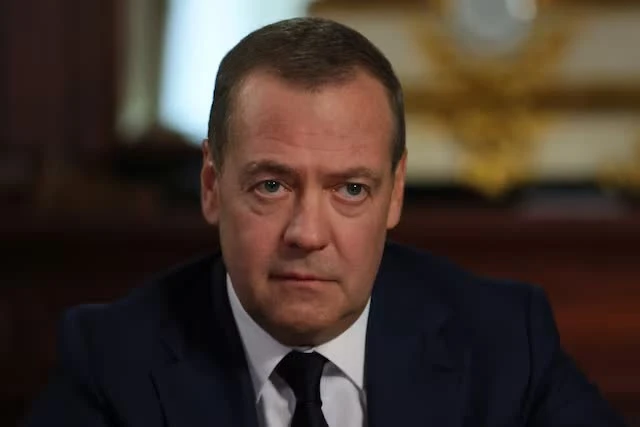Ông Dmitry Medvedev hoài nghi Mỹ