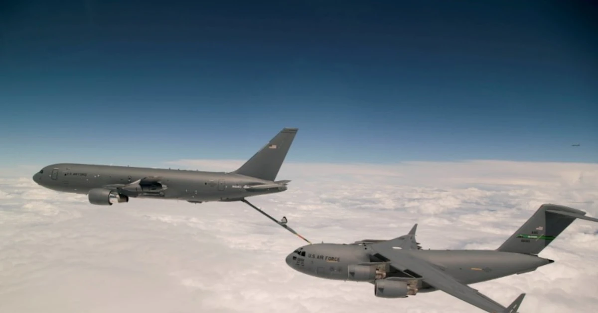 Dàn 'ngựa thồ' C-17 ồ ạt vượt Đại Tây Dương, Mỹ tăng tốc tiếp viện Trung Đông