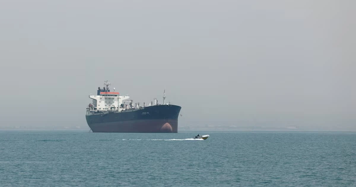 Rộ tin Mỹ - Iran gia hạn lệnh ngừng bắn 60 ngày, mở cửa eo biển Hormuz
