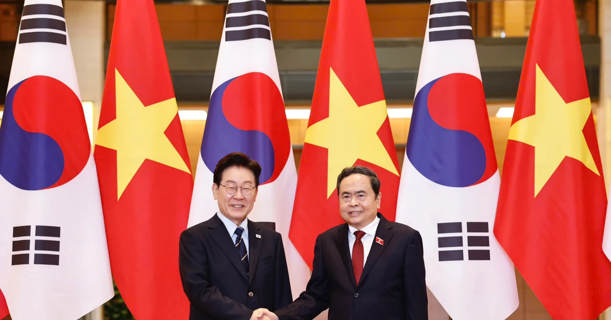 Hàn Quốc xem xét đơn giản hóa thủ tục cấp thị thực cho công dân Việt Nam