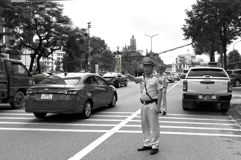 Vụ cán bộ CSGT hy sinh khi làm nhiệm vụ ở Thái Nguyên: Clip 'mở đường' của Trung tá Lao Hoàng Hải gây sốt mạng