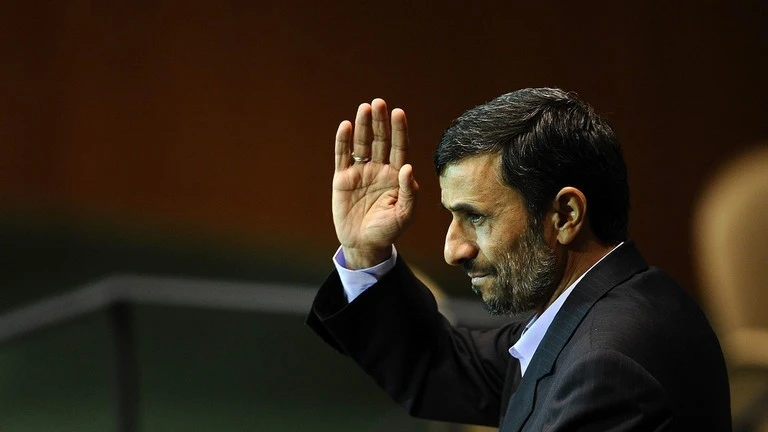 Cựu Tổng thống Iran vẫn khỏe mạnh sau khi bị đồn thiệt mạng trong cuộc không kích của Mỹ - Israel