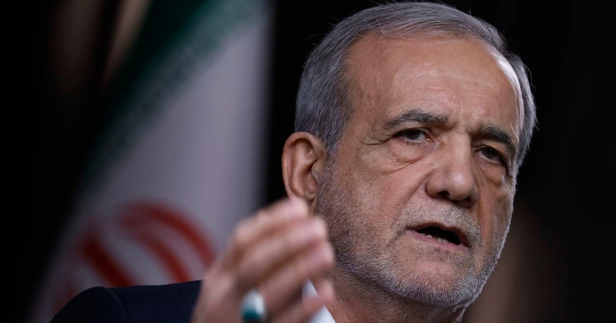 Iran tuyên bố đang trong 'cuộc chiến toàn diện' với Mỹ