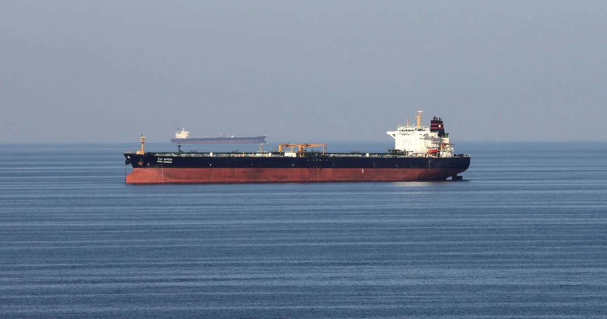 Bất ngờ đề xuất mới về eo biển Hormuz sau khi Mỹ dừng không kích Iran