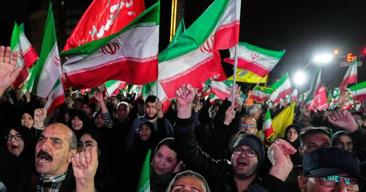 Một tháng hứng hỏa lực Mỹ - Israel: 1.900 người thiệt mạng, 20.000 người bị thương ở Iran