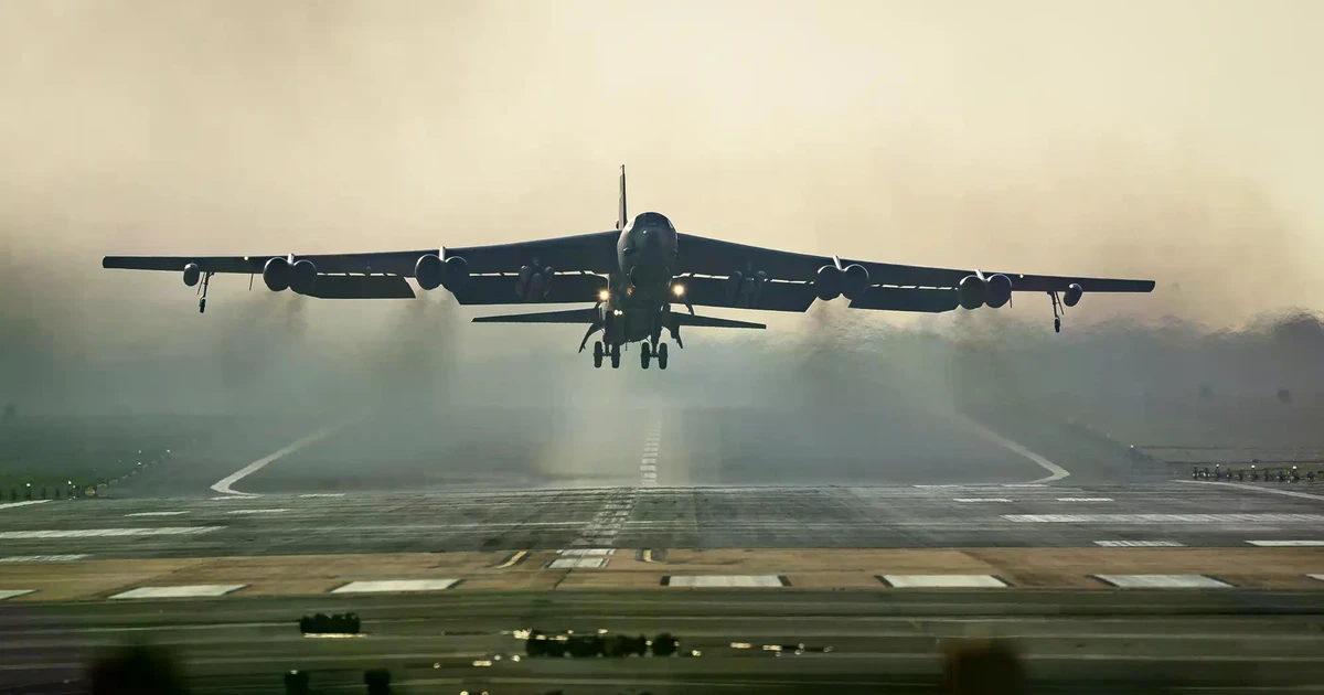 Tai nạn chết người đặt câu hỏi về 'pháo đài bay' B-52 già cỗi của Không quân Mỹ