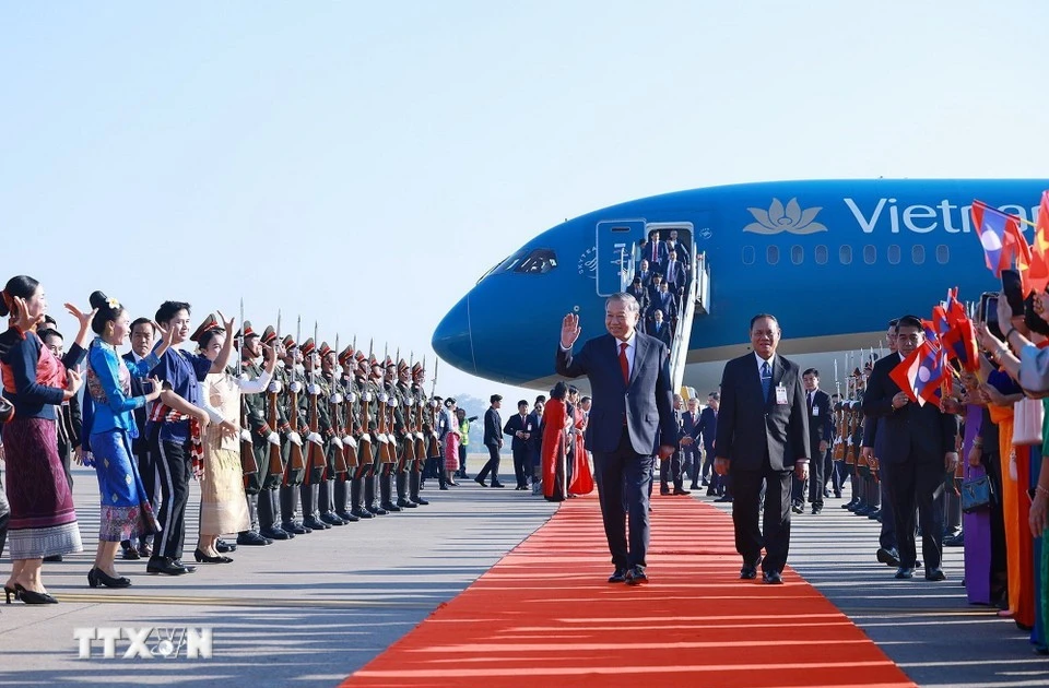 Tổng Bí thư Tô Lâm đến thủ đô Vientiane, bắt đầu thăm cấp Nhà nước tới Lào