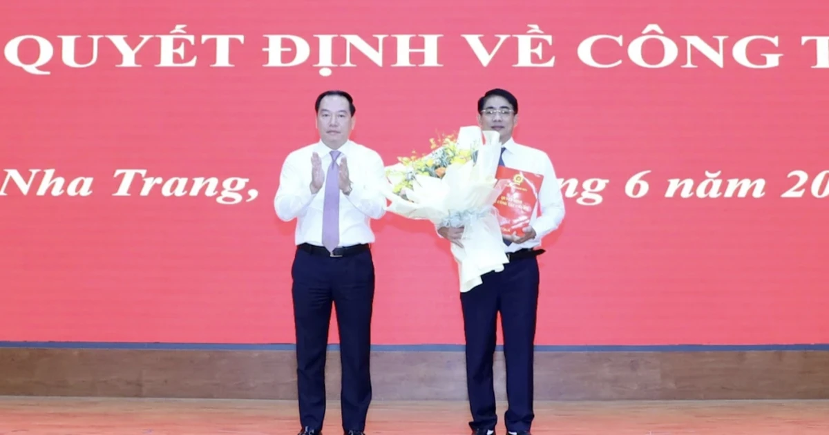Công bố quyết định của Ban Thường vụ Tỉnh ủy Khánh Hòa về công tac cán bộ